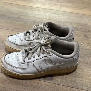 Nike Kids White and Tan Sneakers